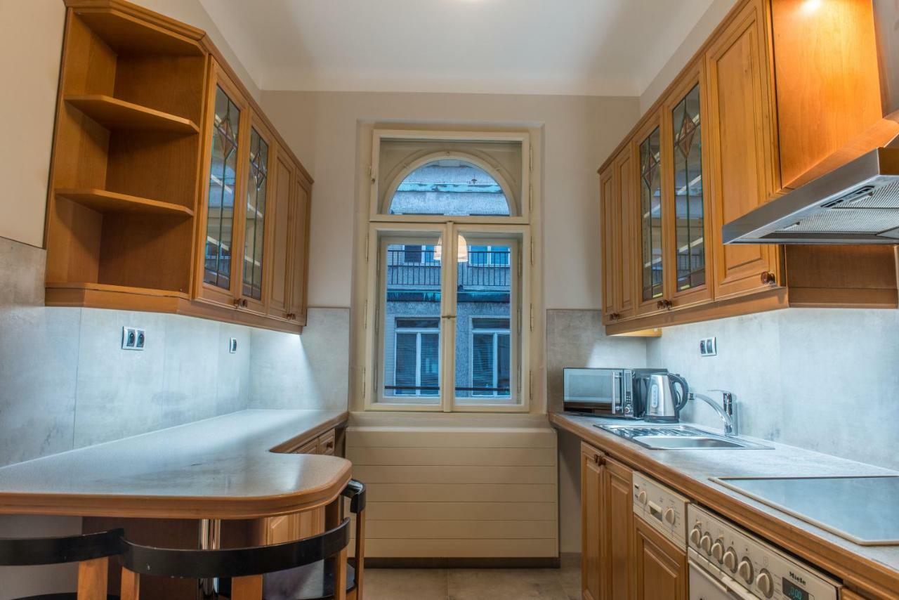 Exclusive 3 Bedroom Top-Notch Flat, Great Location Прага Экстерьер фото