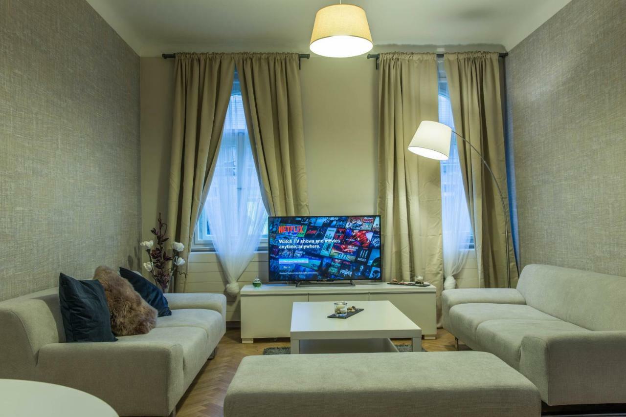 Exclusive 3 Bedroom Top-Notch Flat, Great Location Прага Экстерьер фото
