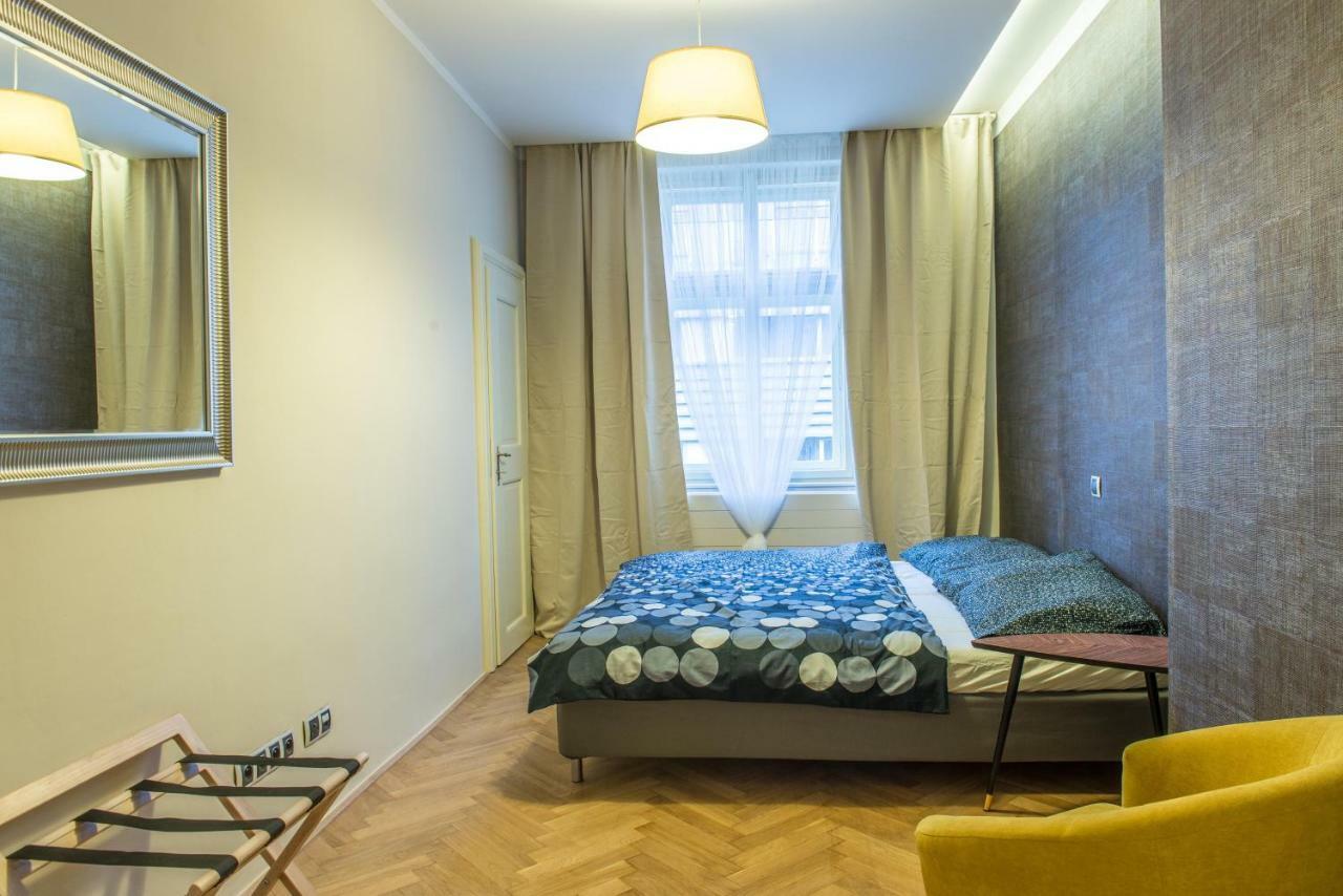 Exclusive 3 Bedroom Top-Notch Flat, Great Location Прага Экстерьер фото