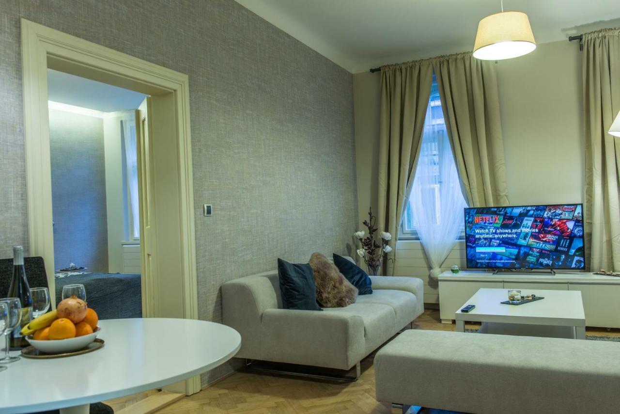 Exclusive 3 Bedroom Top-Notch Flat, Great Location Прага Экстерьер фото